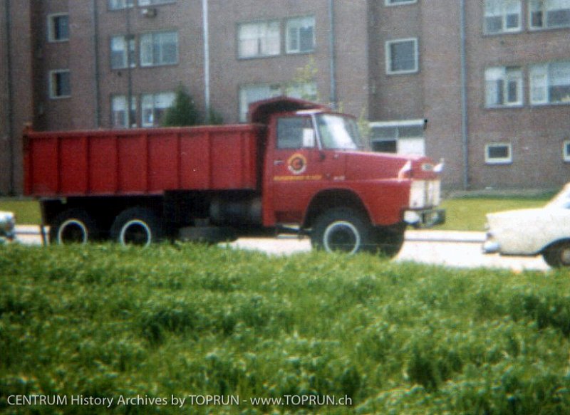 Hanomag-Henschel-H261-AB6449-1966-68.jpg